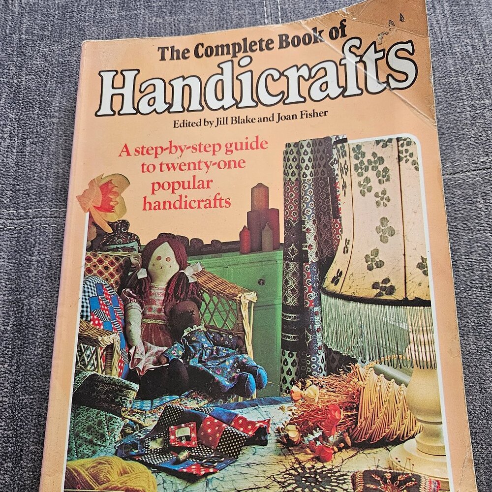 Vintage The Complete Book of Handicrafts